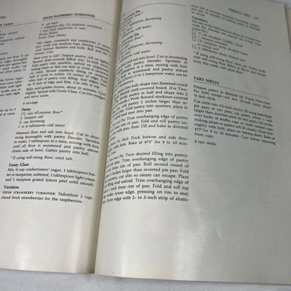Betty Crocker's Desserts Cookbook Softcover 1978 Excellent Condition‎ Very RARE